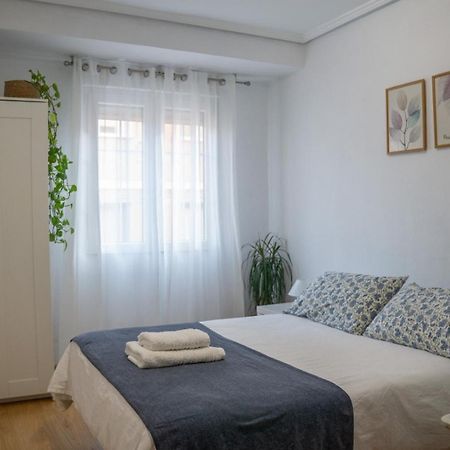 Piso Completo Cerca De Estacion Bus, Tren Y Ferrys Apartment ซานตานเดร์ ภายนอก รูปภาพ