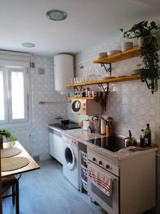 Piso Completo Cerca De Estacion Bus, Tren Y Ferrys Apartment ซานตานเดร์ ภายนอก รูปภาพ