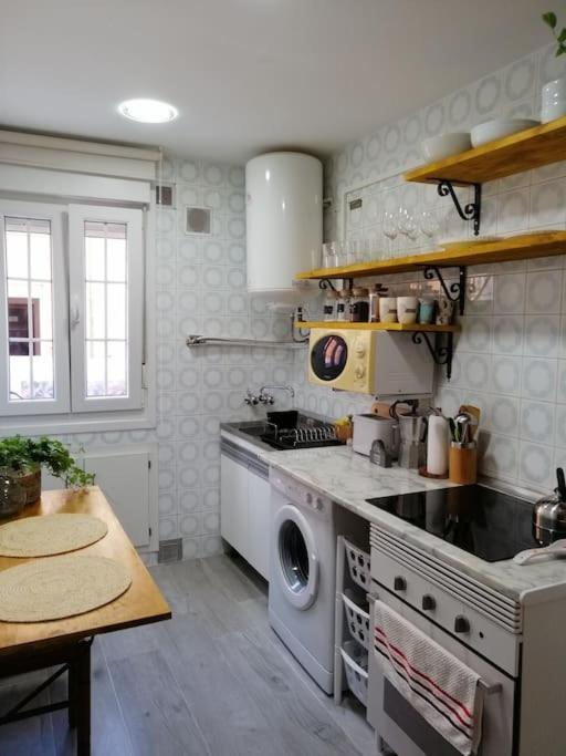 Piso Completo Cerca De Estacion Bus, Tren Y Ferrys Apartment ซานตานเดร์ ภายนอก รูปภาพ